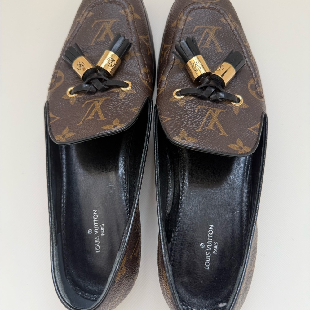 Louis Vuitton monogram loafers 100% authentic size 39
